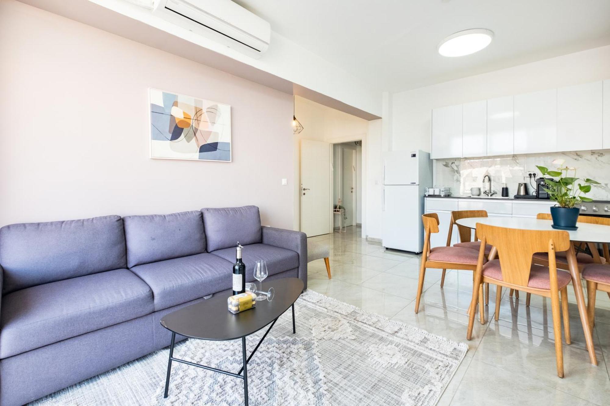 Modern Bright, Near Mahane Yehuda Market, Balcony 예루살렘 외부 사진
